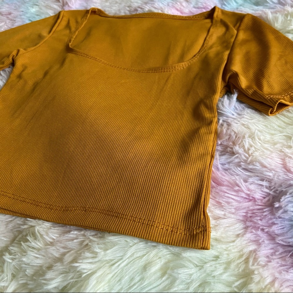 Square Neck Ribbed Crop Tee - Picture 3 of 8